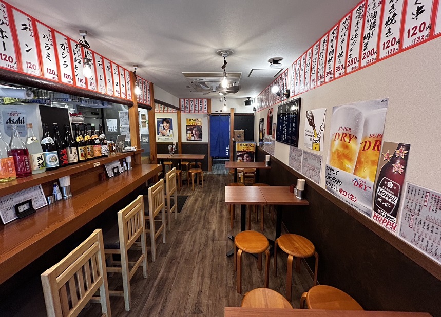 大塚 春田屋の店内